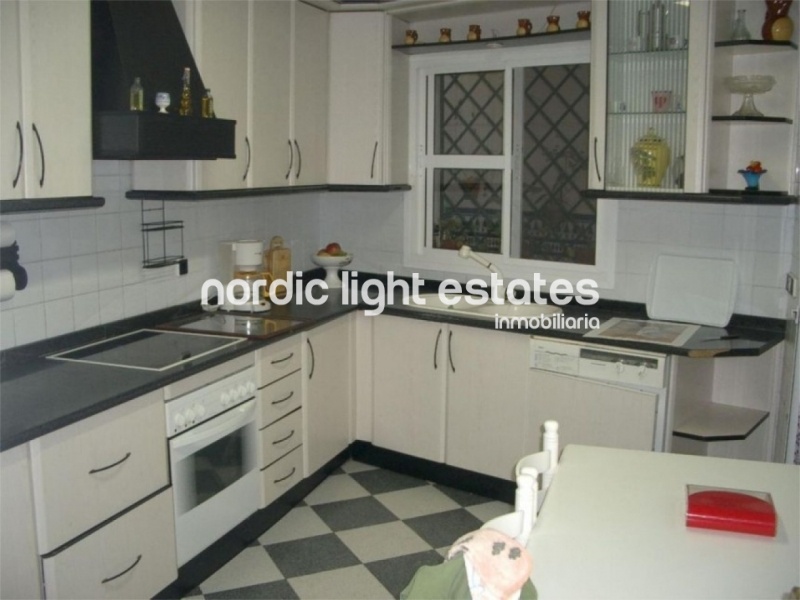 Spacious townhouse in Ciudad Jardín