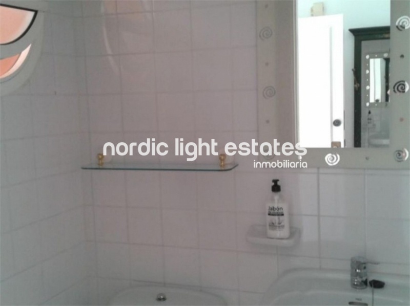 Spacious townhouse in Ciudad Jardín