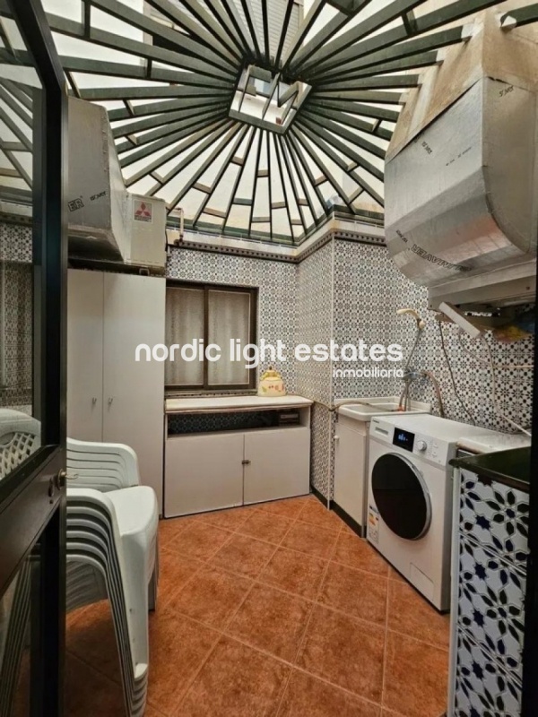 Bright and spacious apartment in the city centre