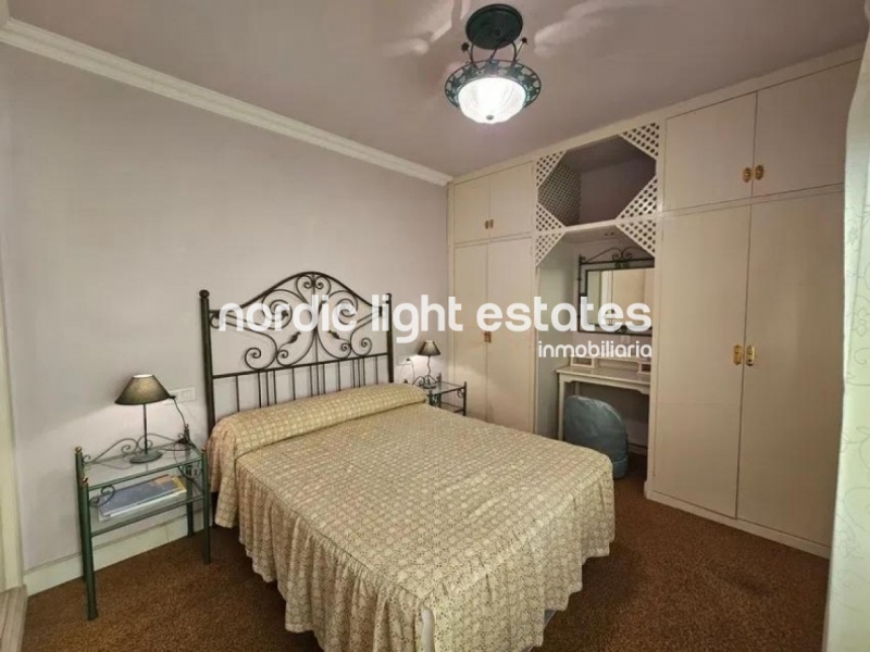 Bright and spacious apartment in the city centre
