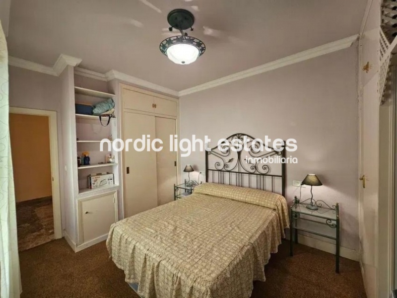 Bright and spacious apartment in the city centre