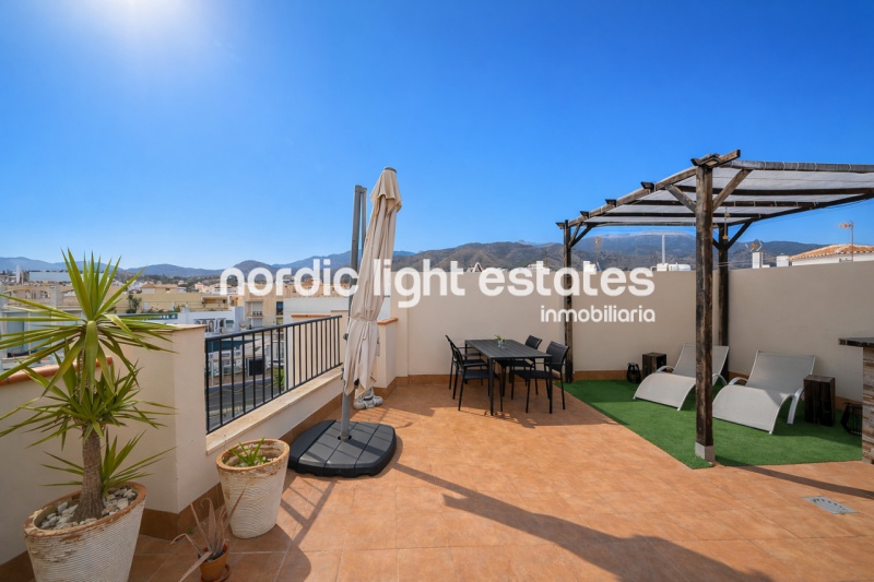 Ático con terraza y dos dormitorios