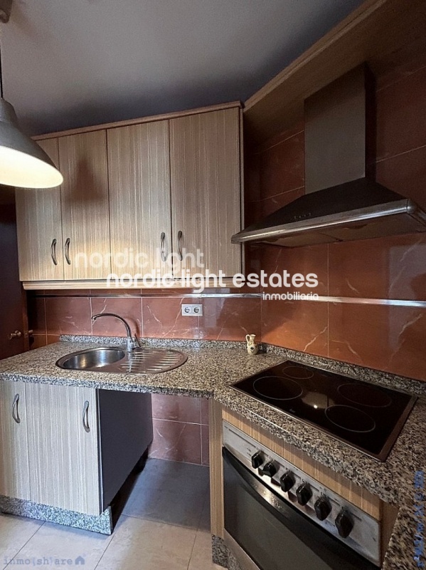 Spacious central apartment for renovation 