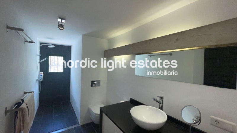 Elegant semi-detached villa in Paraiso Blanco