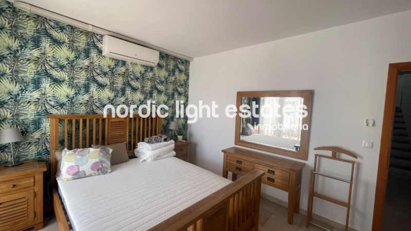 Elegant semi-detached villa in Paraiso Blanco