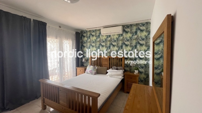 Elegant semi-detached villa in Paraiso Blanco