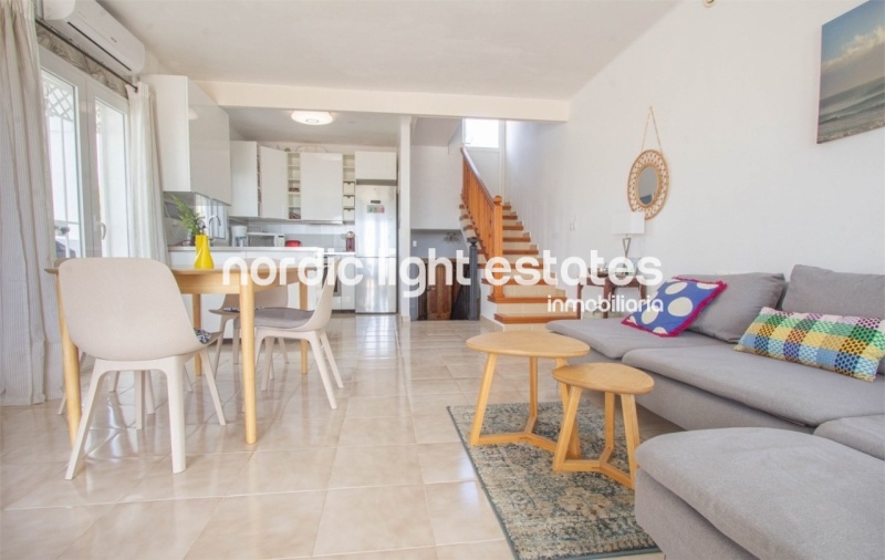 Elegant semi-detached villa in Paraiso Blanco