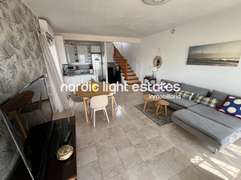 Elegant semi-detached villa in Paraiso Blanco