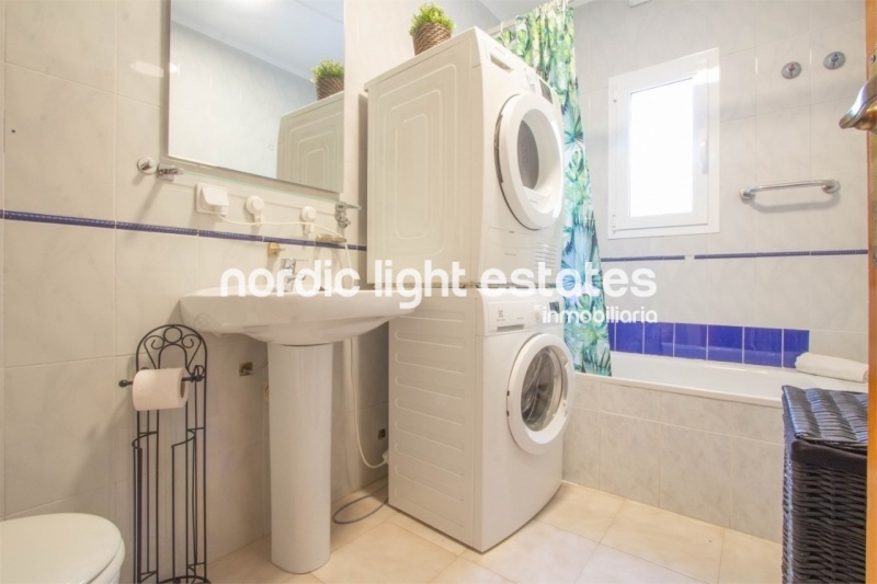 Elegant semi-detached villa in Paraiso Blanco