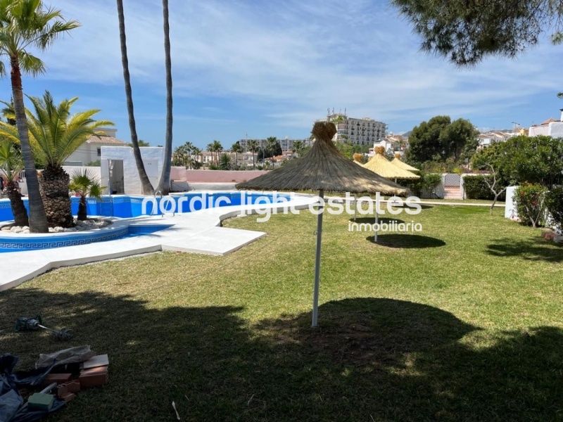 Elegant semi-detached villa in Paraiso Blanco