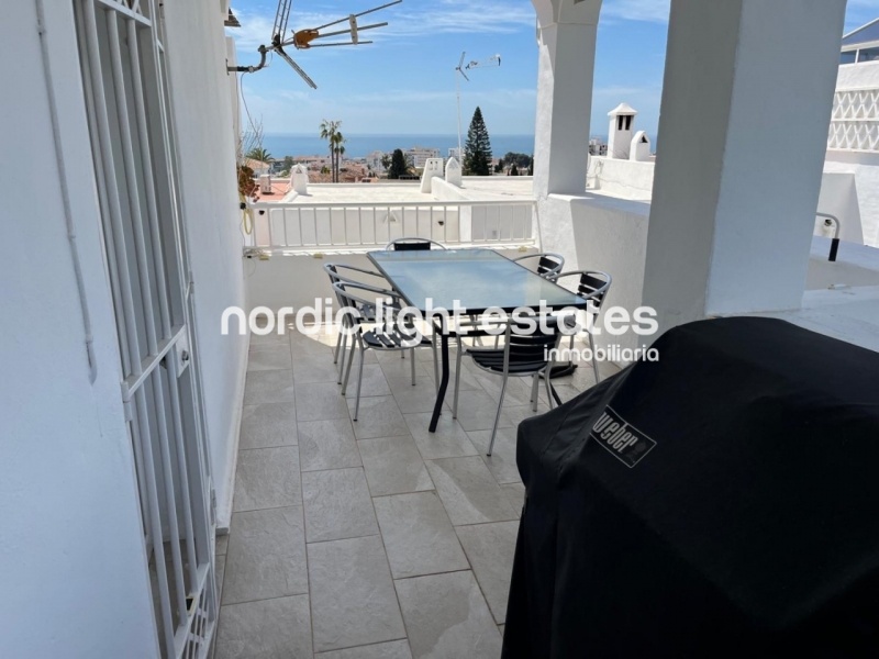 Elegant semi-detached villa in Paraiso Blanco