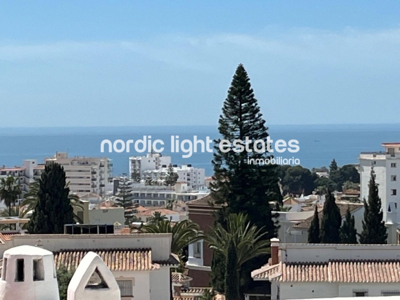 Elegant semi-detached villa in Paraiso Blanco