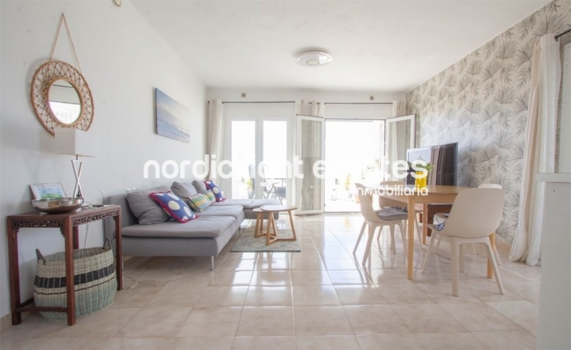 Elegant semi-detached villa in Paraiso Blanco