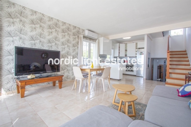 Elegant semi-detached villa in Paraiso Blanco