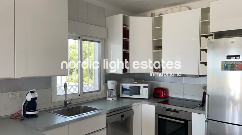 Elegant semi-detached villa in Paraiso Blanco