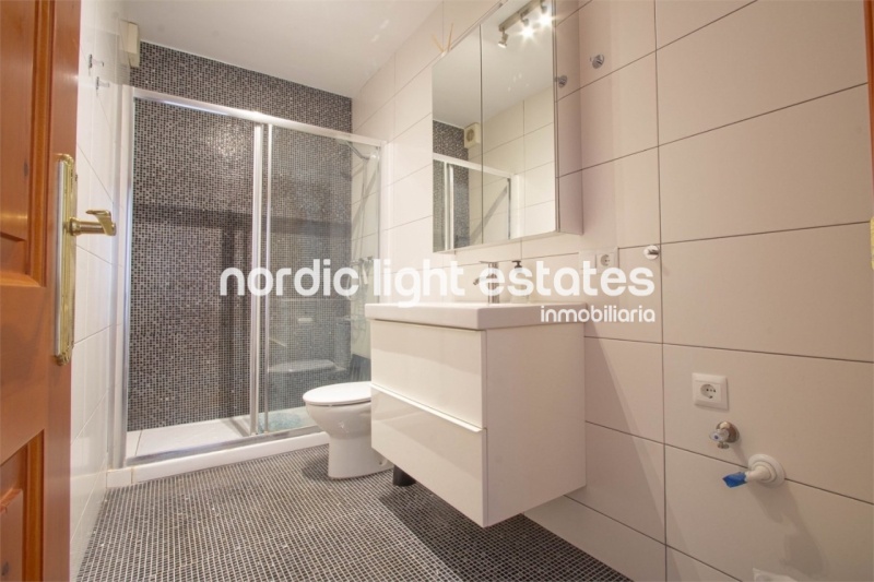 Elegant semi-detached villa in Paraiso Blanco