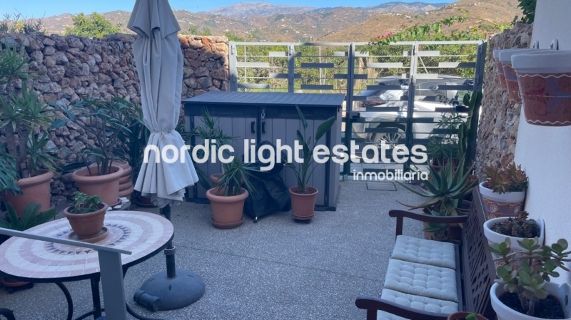 Impecable casa con vistas espectaculares al mar