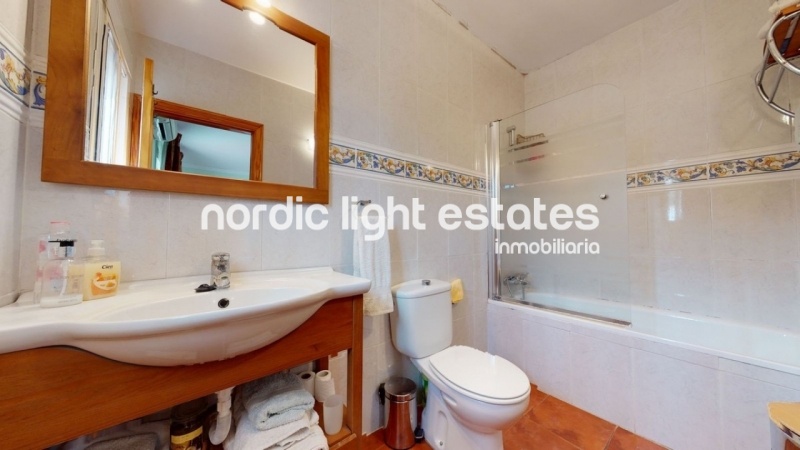 Fantastic single-storey country house 