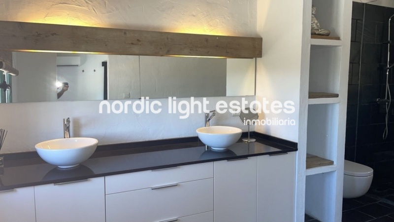 Extravagante villa de campo de estilo ibicenco