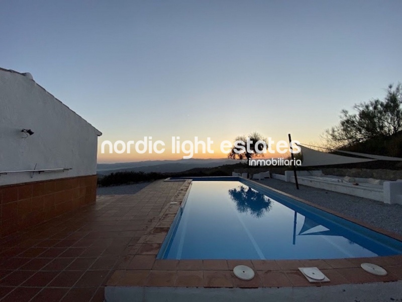 Extravagante villa de campo de estilo ibicenco