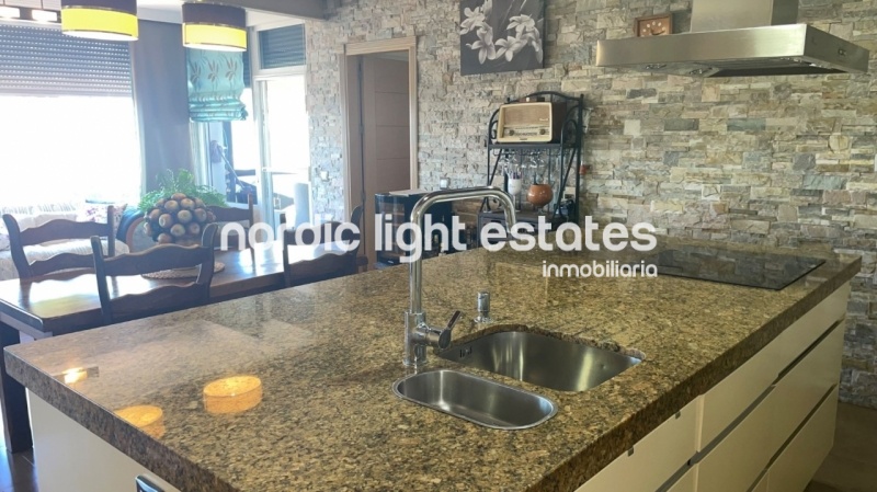 Beachfront apartment of 170 sqm 