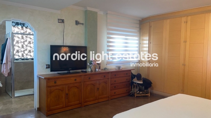 Beachfront apartment of 170 sqm 