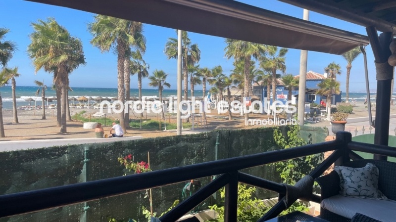 Beachfront apartment of 170 sqm 