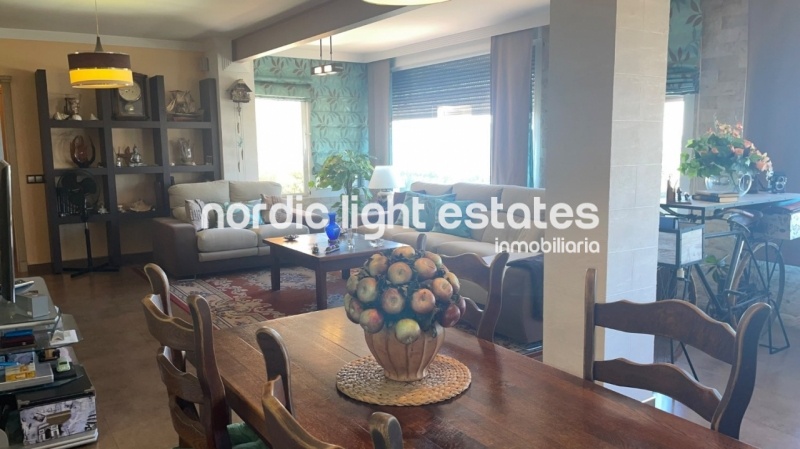 Beachfront apartment of 170 sqm 