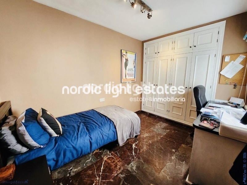 En el corazón de Nerja. Gran piso reformado de 3 dormitorios