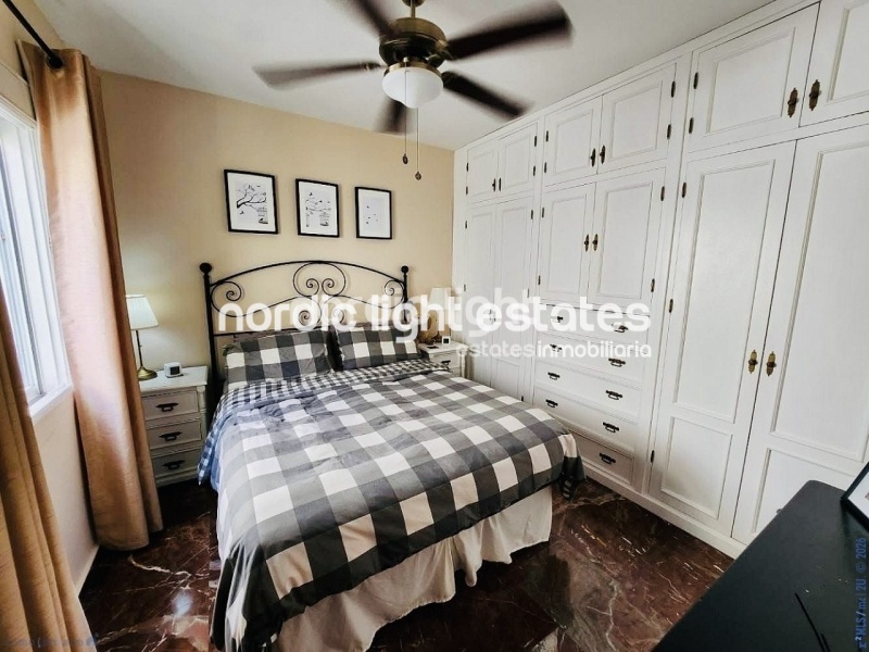 En el corazón de Nerja. Gran piso reformado de 3 dormitorios