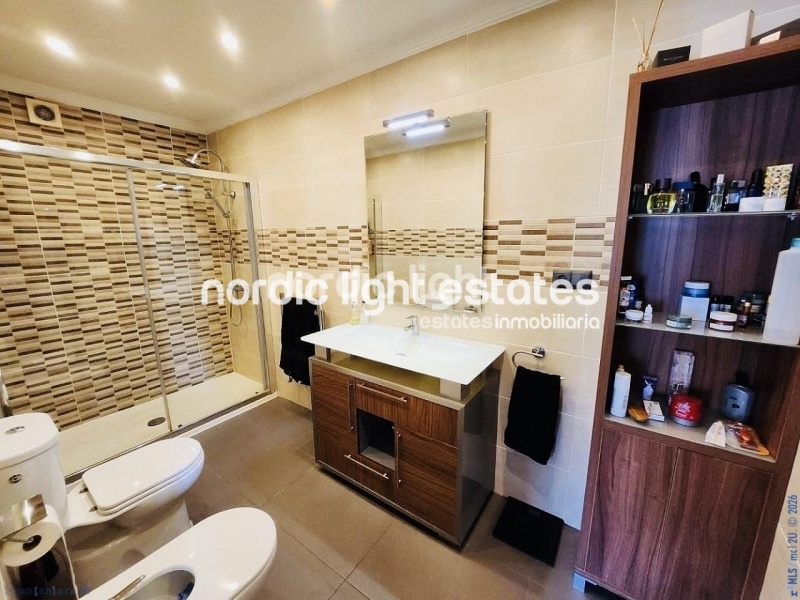 En el corazón de Nerja. Gran piso reformado de 3 dormitorios
