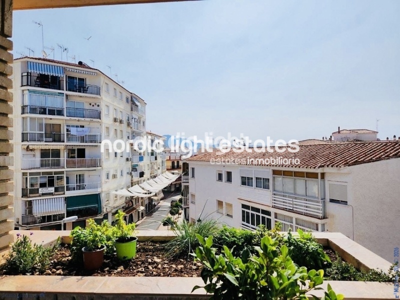 En el corazón de Nerja. Gran piso reformado de 3 dormitorios