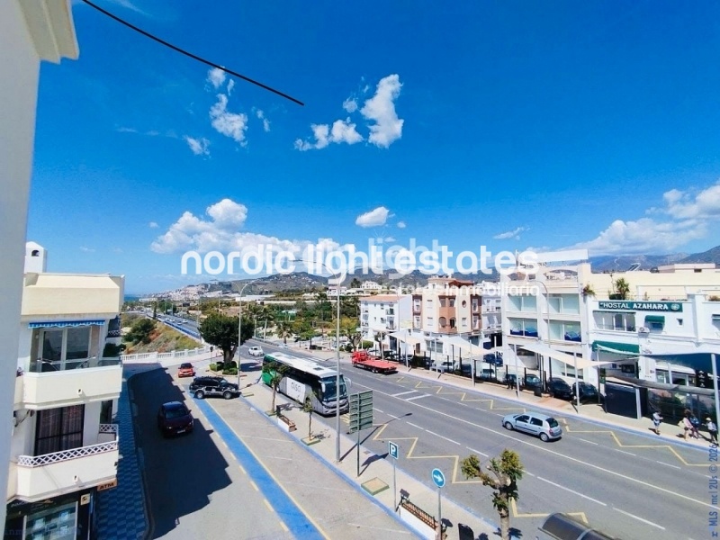 Spacious and bright apartment in the centre