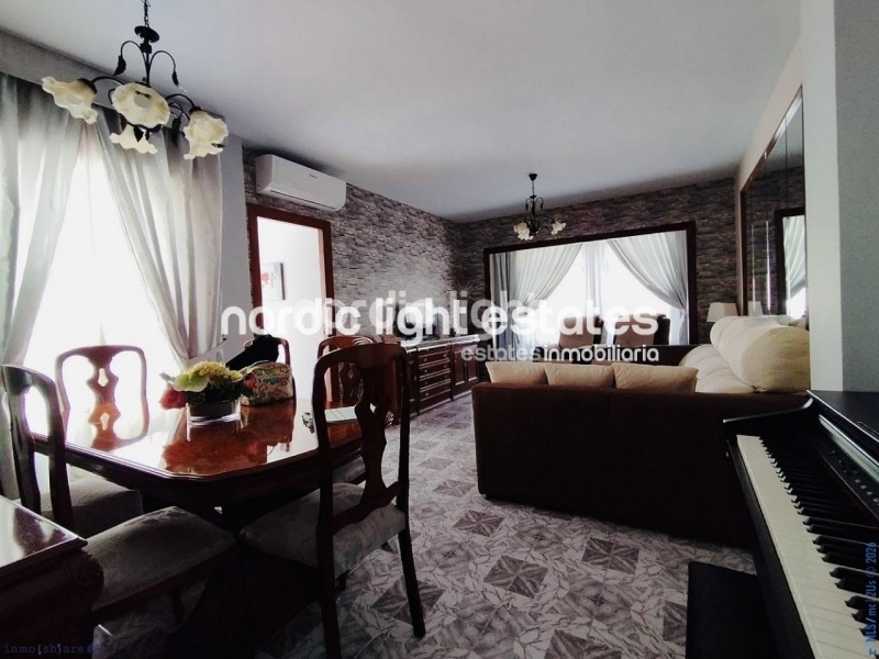 Spacious and bright apartment in the centre