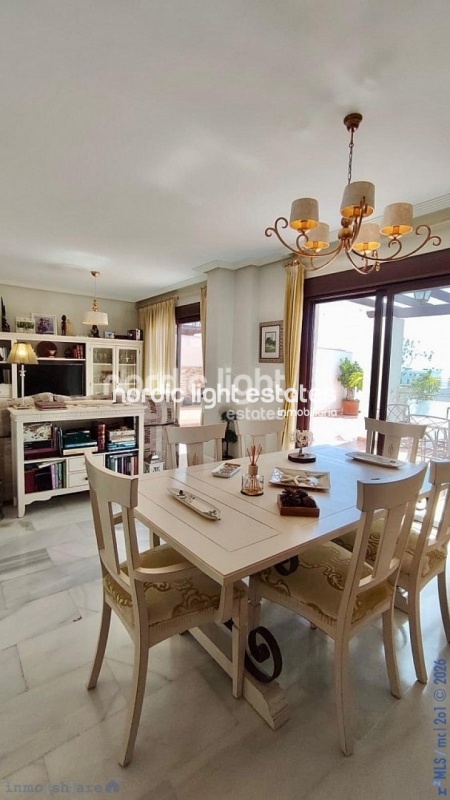 Duplex penthouse with lots of big terraces and 2 parking spaces 