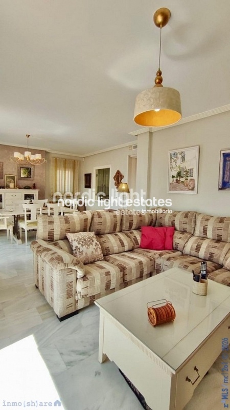 Duplex penthouse with lots of big terraces and 2 parking spaces 