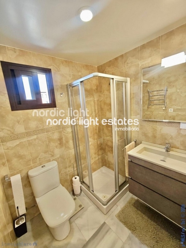 Duplex penthouse with lots of big terraces and 2 parking spaces 