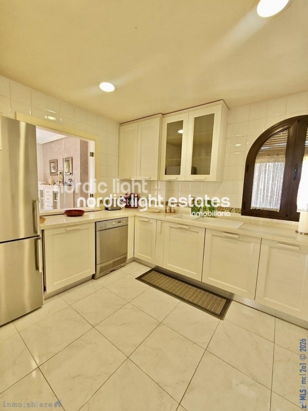 Duplex penthouse with lots of big terraces and 2 parking spaces 