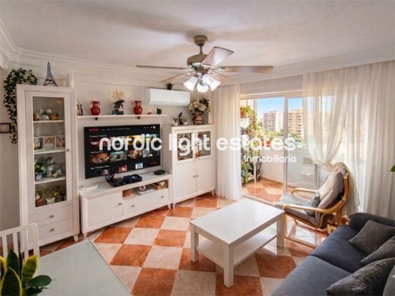 Cómodo y luminoso piso