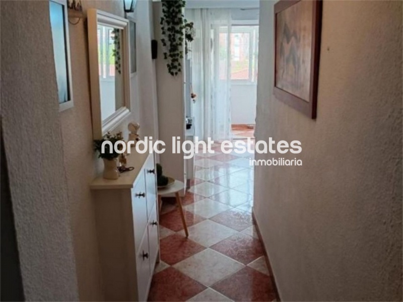 Cómodo y luminoso piso