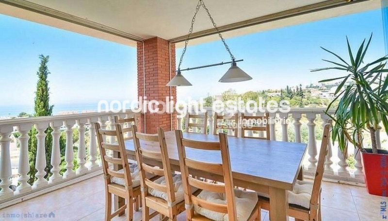 Villa independiente en perfecto estado