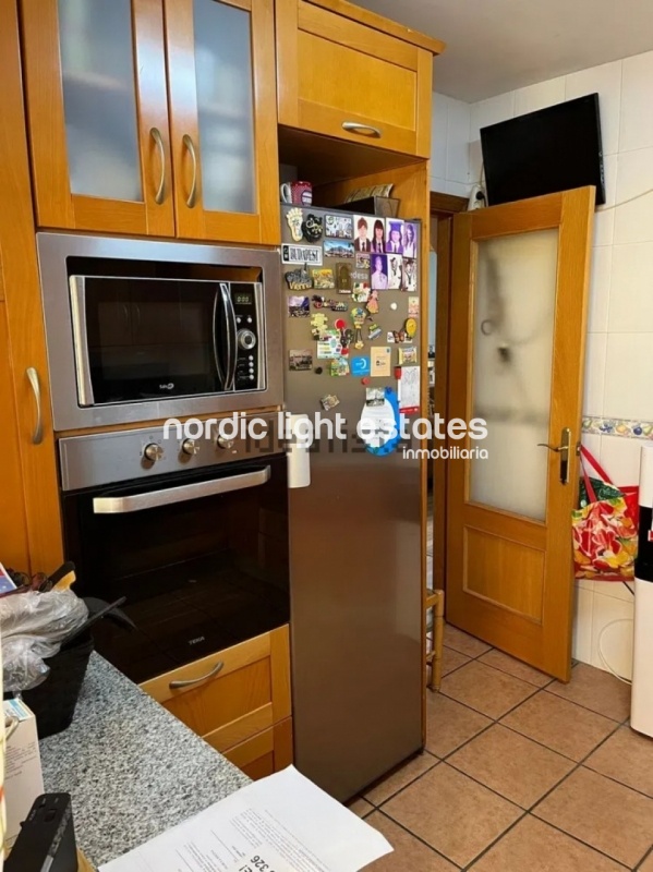 Lovely and spacious townhouse with garage in los Prados