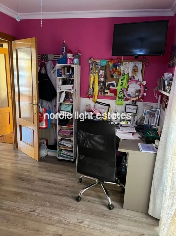 Lovely and spacious townhouse with garage in los Prados