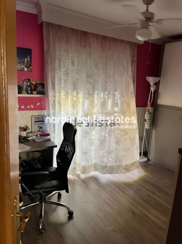 Lovely and spacious townhouse with garage in los Prados