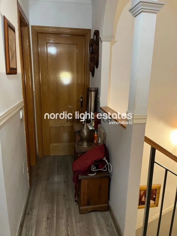 Lovely and spacious townhouse with garage in los Prados