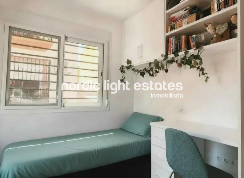 Elegant fully renovated townhouse in Huelin