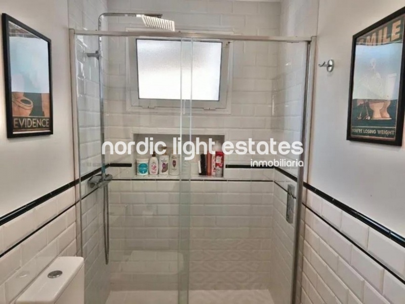 Elegant fully renovated townhouse in Huelin
