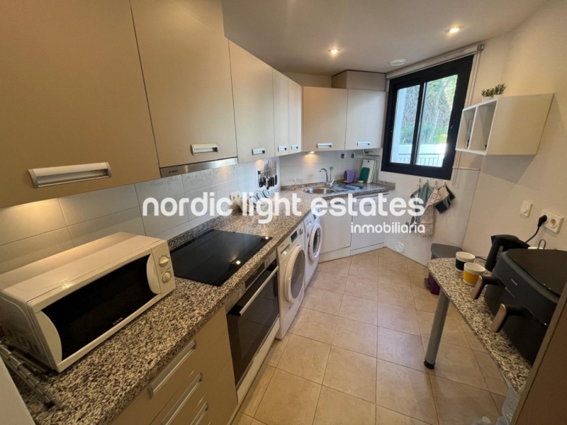 Moderno apartamento con impresionantes vistas al mar 