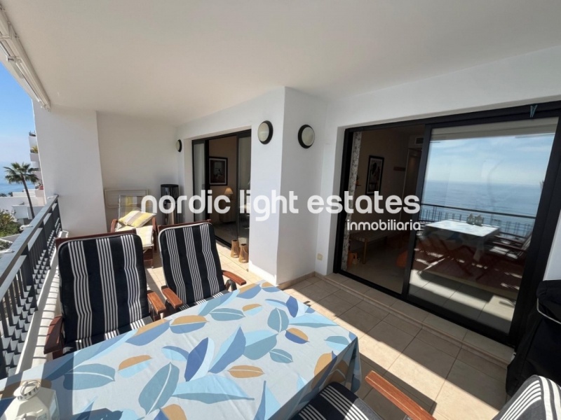 Moderno apartamento con impresionantes vistas al mar 