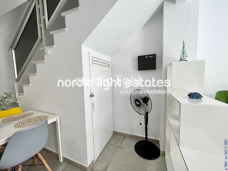Moderna casa totalmente reformada y amueblada